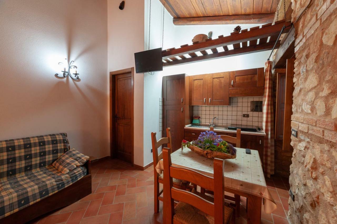 Azienda Agrituristica Le Terre Di San Leonardo 체트라로 외부 사진